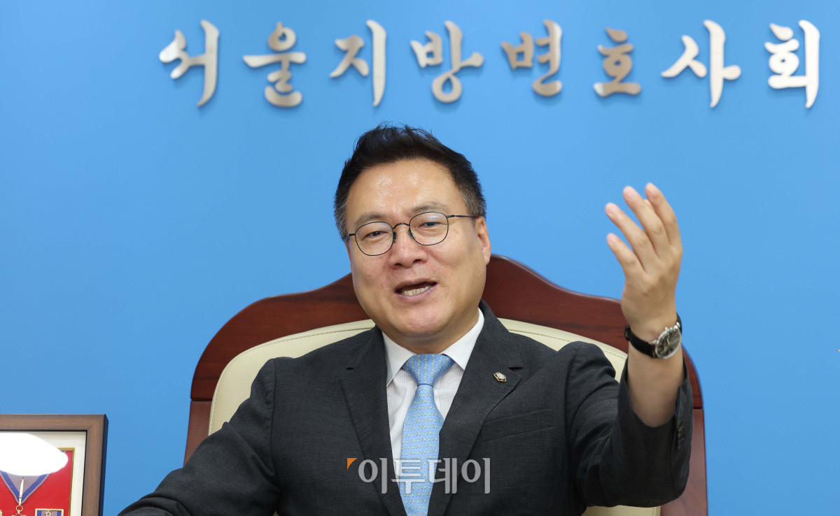 ▲ 조순열 서울지방변호사회 회장이 서초동 서울변호사회관 3층 접견실에서 본지와 인터뷰를 하고 있다. (신태현 기자 holjjak@)