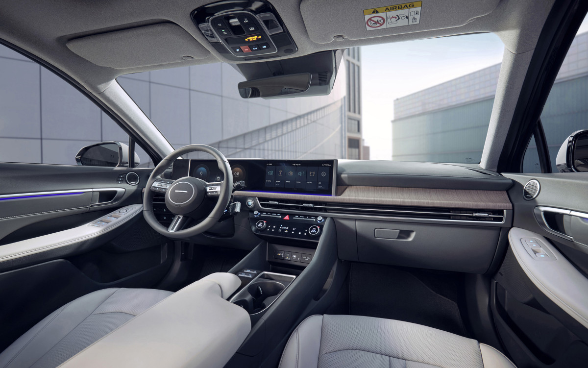 ▲2026 쏘나타 디 엣지 내장. (사진=현대차)