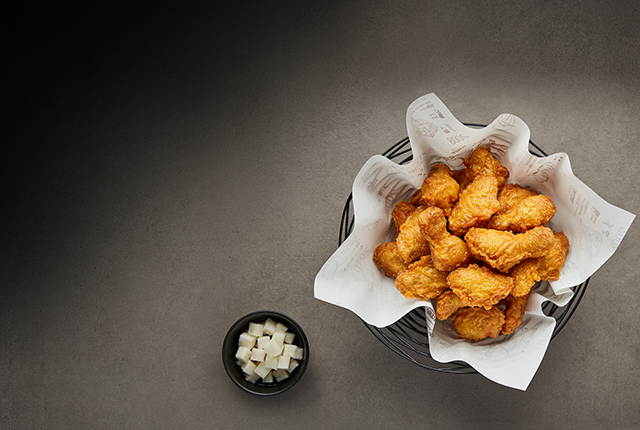 ▲교촌치킨 '허니콤보' (사진제공=교촌에프앤비)