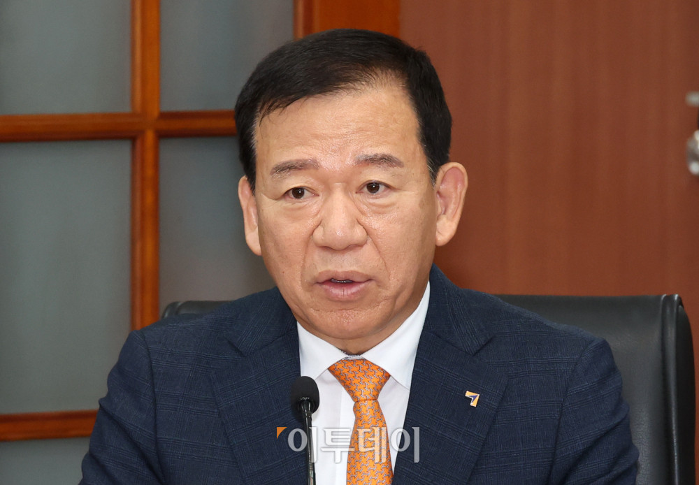 ▲서유석 금융투자협회장이 29일 서울 여의도 금융투자협회 대회의실에서 열린 국민의힘 자본시장 현장 방문 간담회에서 인사말을 하고 있다. 고이란 기자 photoeran@