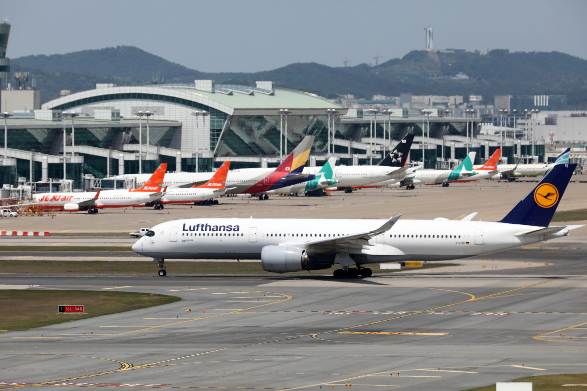 ▲인천국제공항에서 루프트한자 항공기가 이륙을 준비하고 있는 모습 (사진=뉴시스)