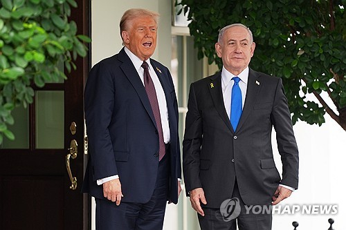▲도널드 트럼프 미국 대통령(왼쪽)과 베냐민 네타냐후 이스라엘 총리 (워싱턴 AP/연합뉴스)