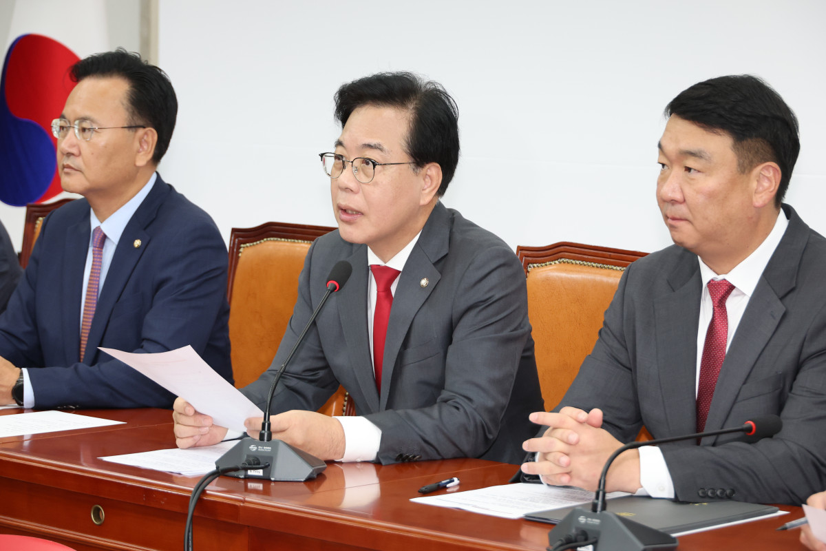 ▲국민의힘 송언석 원내대표가 30일 서울 여의도 국회에서 열린 원내대책회의에서 발언하고 있다. 2025.9.30 (연합뉴스)