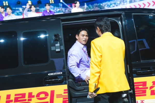 ▲'사랑의콜센타' 천록담, 바리스타 팬에 역조공 커피 한 잔(사콜 세븐)(사진제공=TV조선)