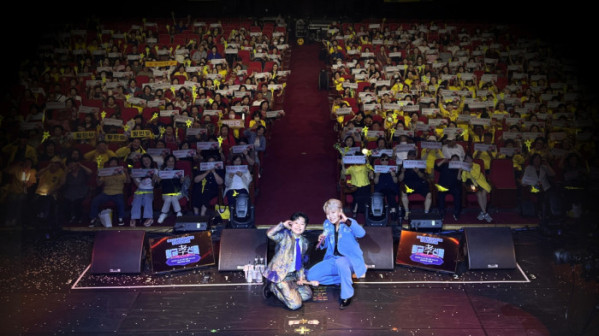 ▲황민우·황민호(사진 = 초이크리에이티브랩 제공)