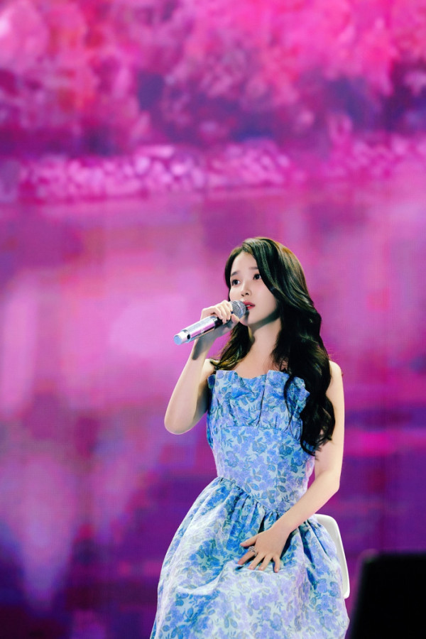 ▲아이유(사진제공=EDAM엔터테인먼트)