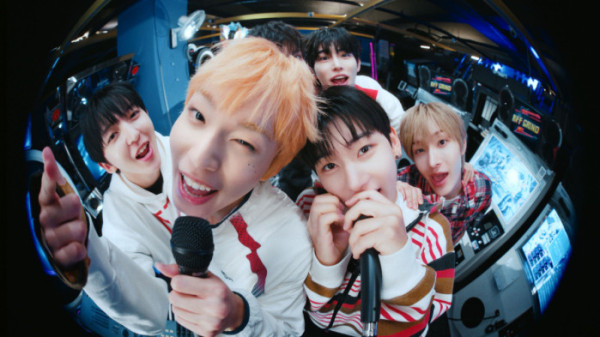 ▲킥플립 '처음 불러보는 노래' 뮤비 티저(사진제공=JYP엔터테인먼트)