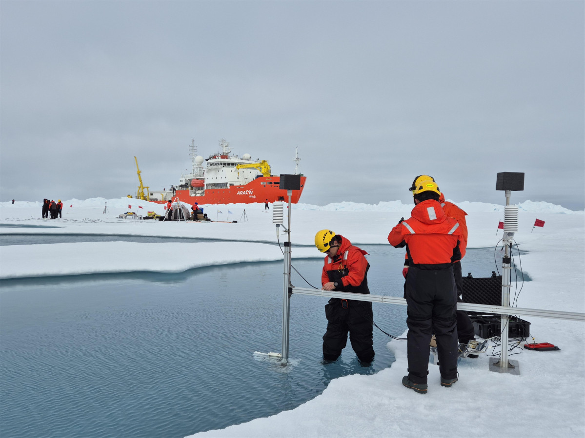 ▲아라온호 북극항해 현장활동 모습 (사진제공=극지연구소)