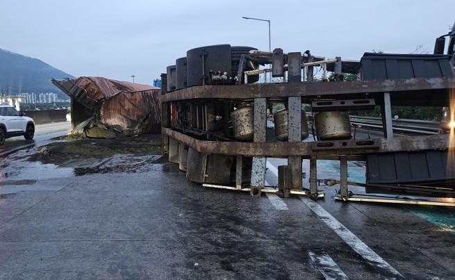 ▲남해고속도로 사고 (출처=연합뉴스)