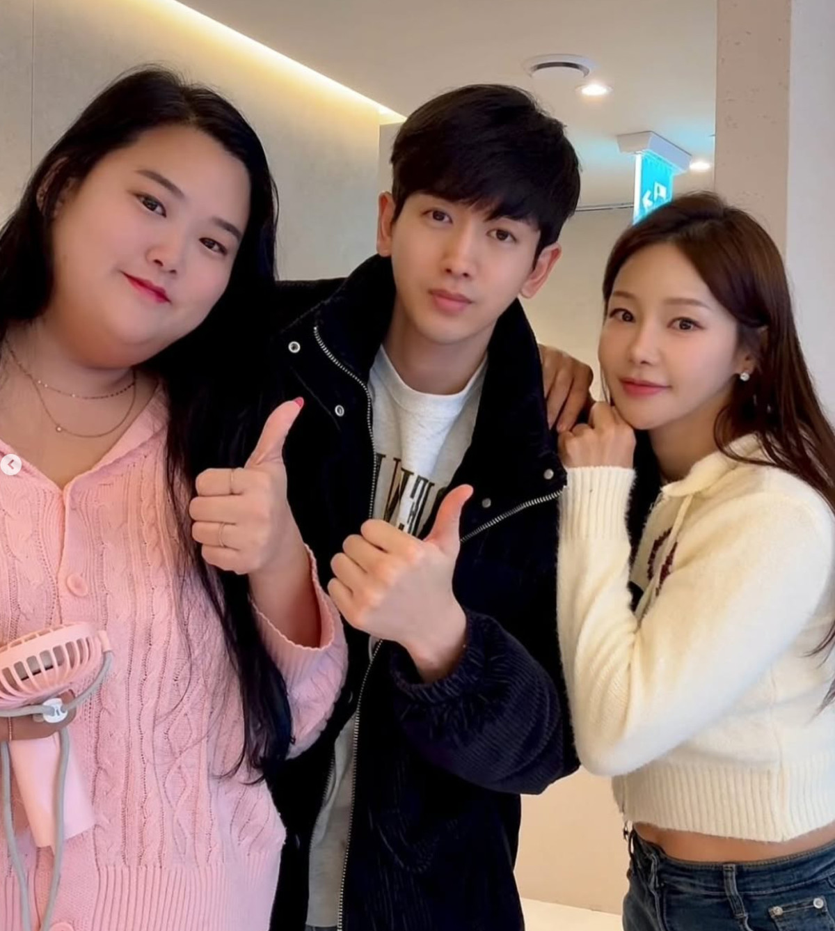 ▲박수지(왼), 류필립, 미나. (출처=류필립SNS)