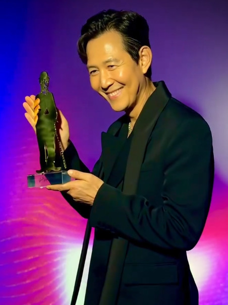 (출처=이정재SNS)