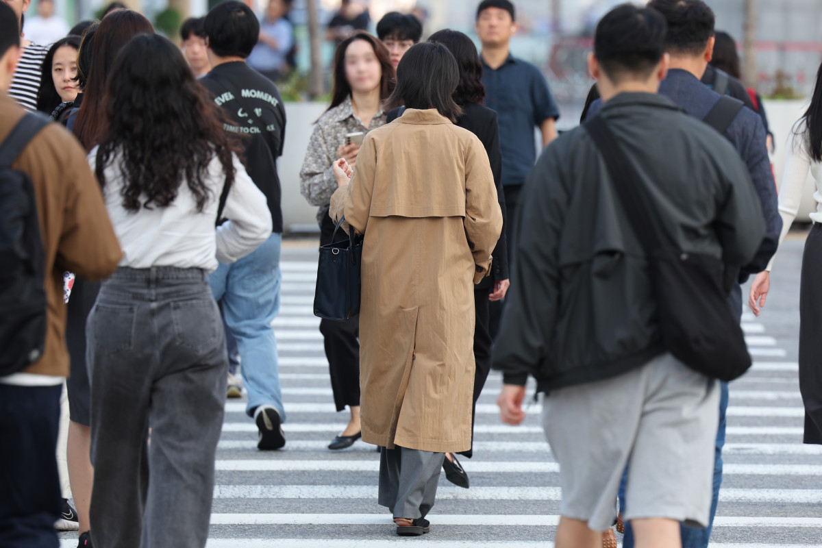 ▲쌀쌀한 출근길. (연합뉴스)