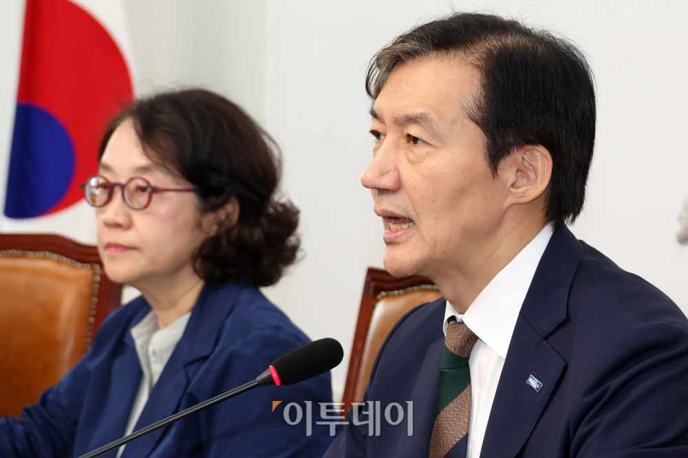 ▲조국 조국혁신당 비상대책위원장이 9일 서울 여의도 국회에서 비대위 기자간담회를 하고 있다. 고이란 기자 photoeran@