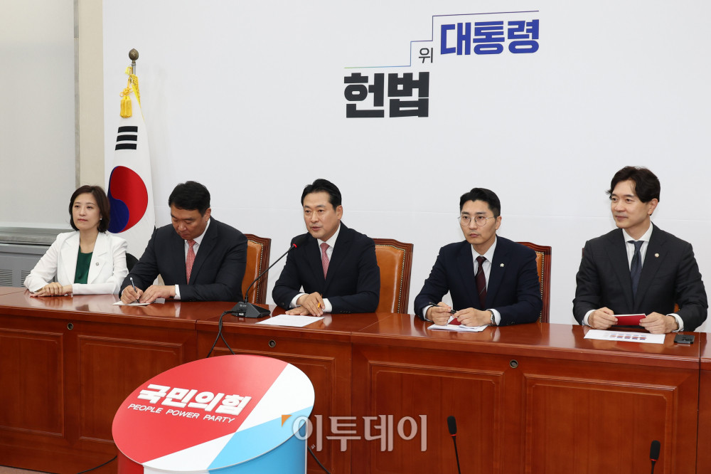 ▲장동혁 국민의힘 대표가 9일 서울 여의도 국회에서 기자간담회를 하고 있다. 고이란 기자 photoeran@