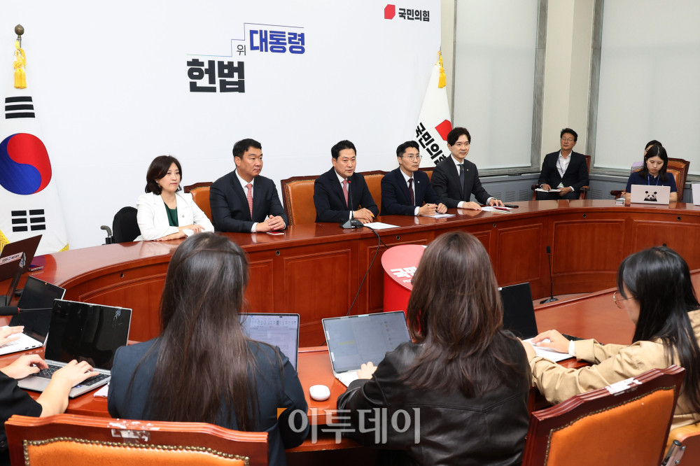 ▲장동혁 국민의힘 대표가 9일 서울 여의도 국회에서 기자간담회를 하고 있다. 고이란 기자 photoeran@