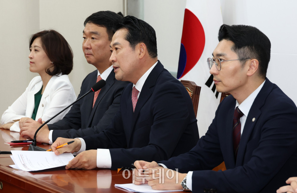 ▲장동혁 국민의힘 대표가 9일 서울 여의도 국회에서 기자간담회를 하고 있다. 고이란 기자 photoeran@