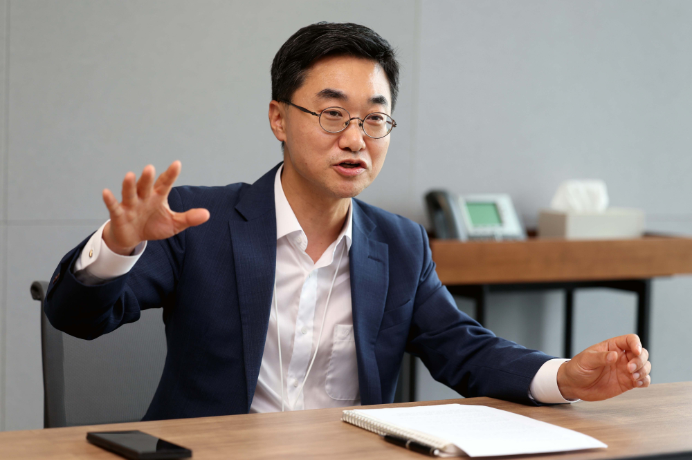 ▲홍성표 삼일회계법인 파트너가 22일 서울 용산구 삼일회계법인에서 이투데이와 인터뷰를 갖고 있다. 신태현 기자 holjjak@ (이투데이DB)