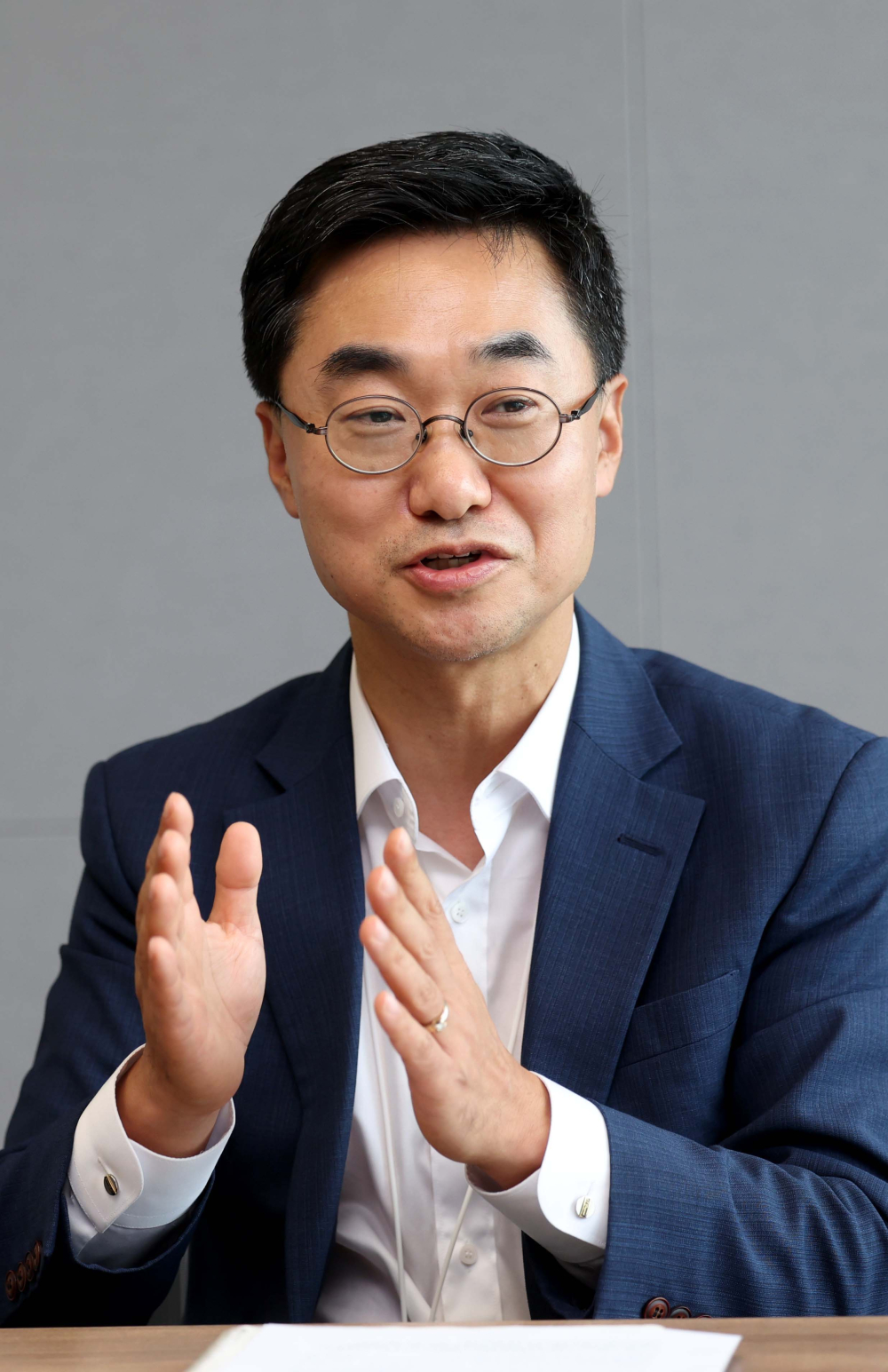 ▲홍성표 삼일회계법인 파트너가 22일 서울 용산구 삼일회계법인에서 이투데이와 인터뷰를 갖고 있다. 신태현 기자 holjjak@ (이투데이DB)