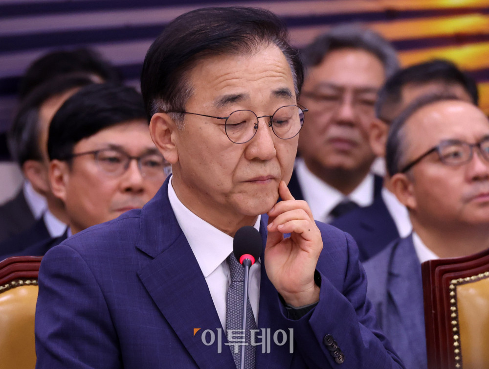 ▲ 김윤덕 국토교통부 장관이 13일 서울 여의도 국회에서 열린 국토교통위원회 국정감사에 참석하고 있다. 고이란 기자 photoeran@ 