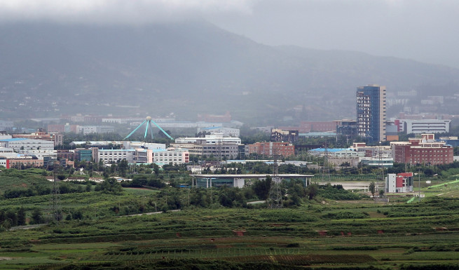 ▲경기 파주 도라전망대에서 바라본 개성공단의 모습. 2023.07.26. (뉴시스)