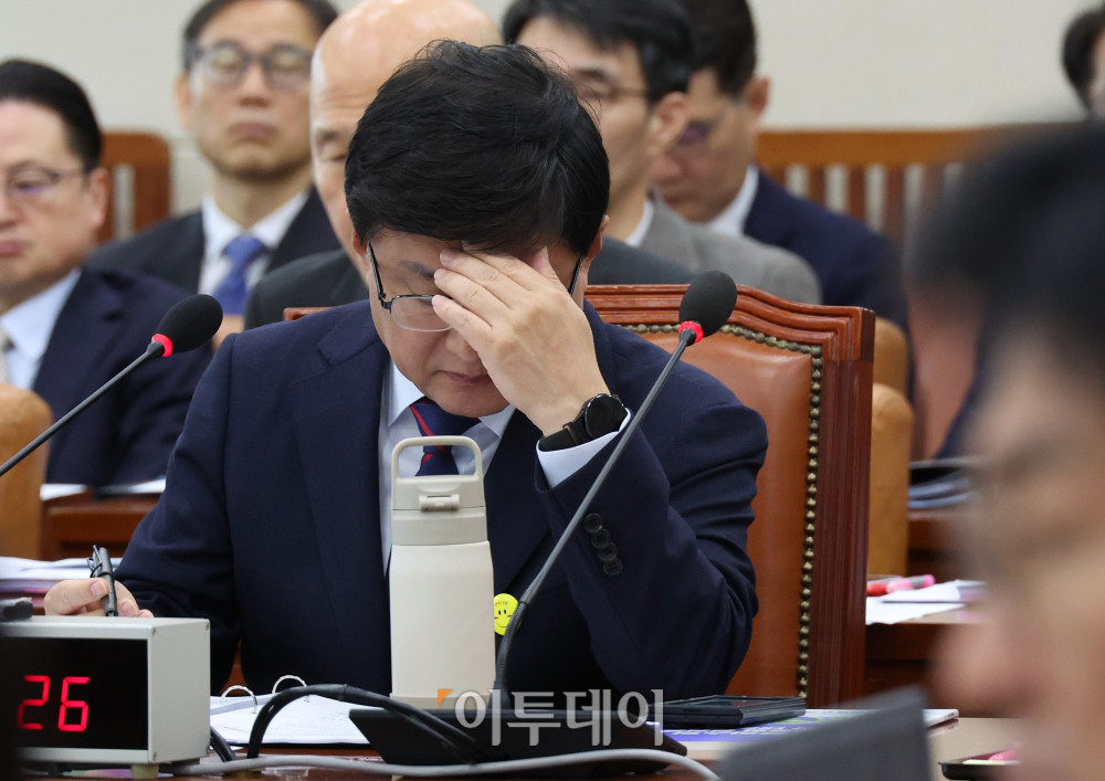 ▲김성환 기후에너지환경부 장관이 14일 서울 여의도 국회에서 열린 기후에너지환경노동위원회 국정감사에 참석하고 있다. 고이란 기자 photoeran@