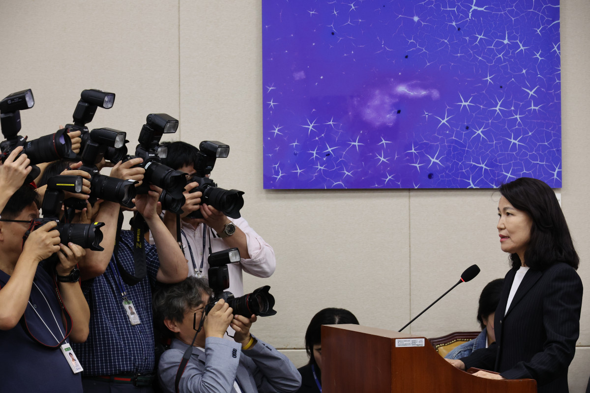 ▲이진숙 전 방송통신위원장이 14일 서울 여의도 국회에서 열린 과학기술정보방송통신위원회 국정감사에 증인으로 출석해 의원 질의에 답하고 있다. (뉴시스)