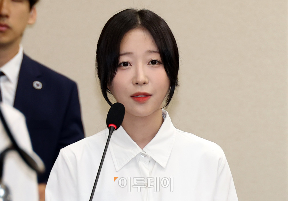 ▲ 유튜버 쯔양으로 활동 중인 박정원 씨가 14일 서울 여의도 국회에서 열린 과학기술정보방송통신위원회 국정감사에서 의원 질의에 답변하고 있다. 고이란 기자 photoeran@ (이투데이 DB)