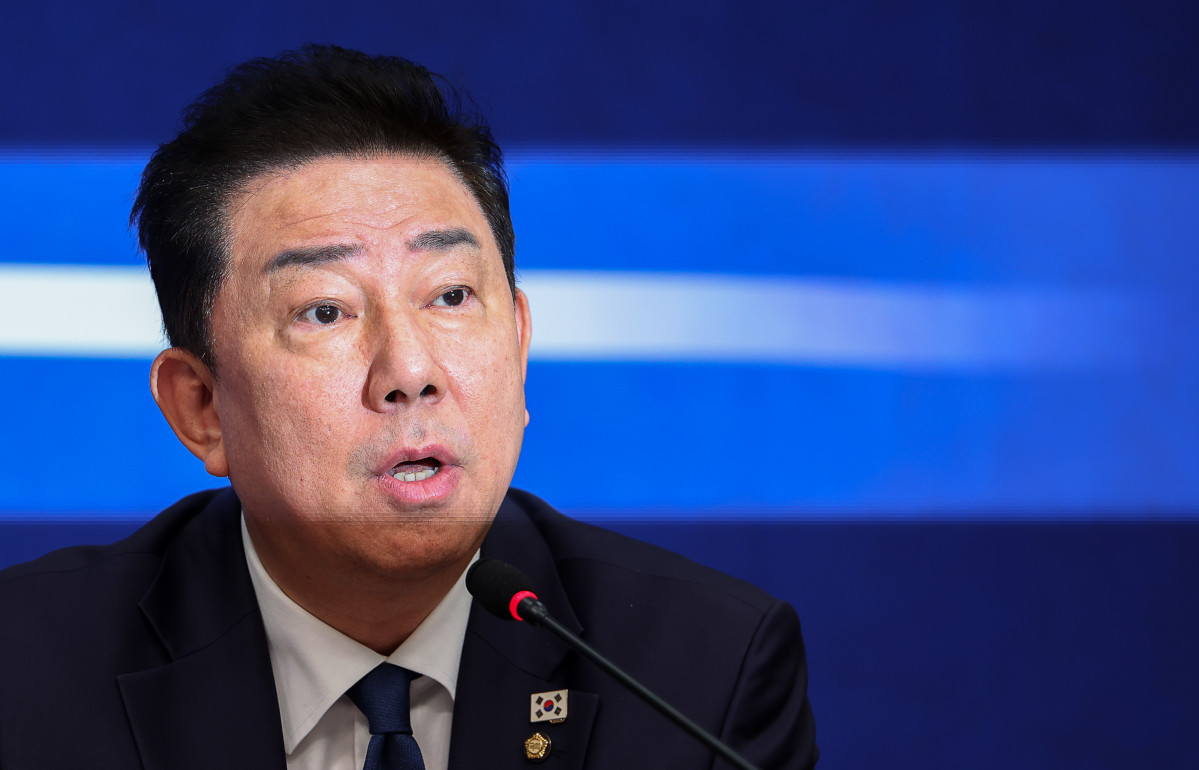 ▲김병기 더불어민주당 원내대표가 15일 오전 서울 여의도 국회에서 열린 최고위원회의에서 발언하고 있다. 2025.10.15. (뉴시스)