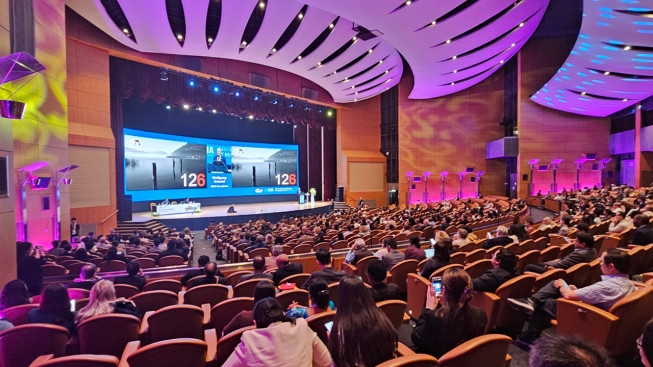 ▲제27차 세계신경과학회 학술대회(World Congress of Neurology·WCN 2025)에서 진행된 강의 세션 전경. (사진제공=대웅제약)