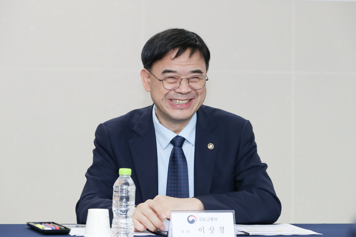 ▲이상경 국토부 1차관이 신축매입임대 현장에 방문한 모습. (사진제공=국토교통부)