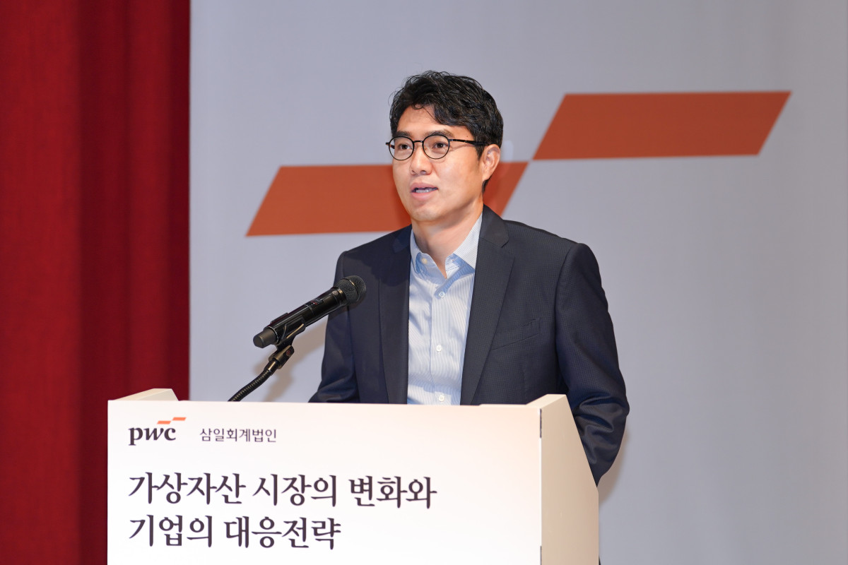 ▲16일 서울 용산구 삼일PwC 본사에서 열린 ‘가상자산 시장의 변화와 기업의 대응전략’ 세미나에서 이재혁 삼일PwC 가상자산 산업 리더가 발언하고 있다. (삼일PwC )