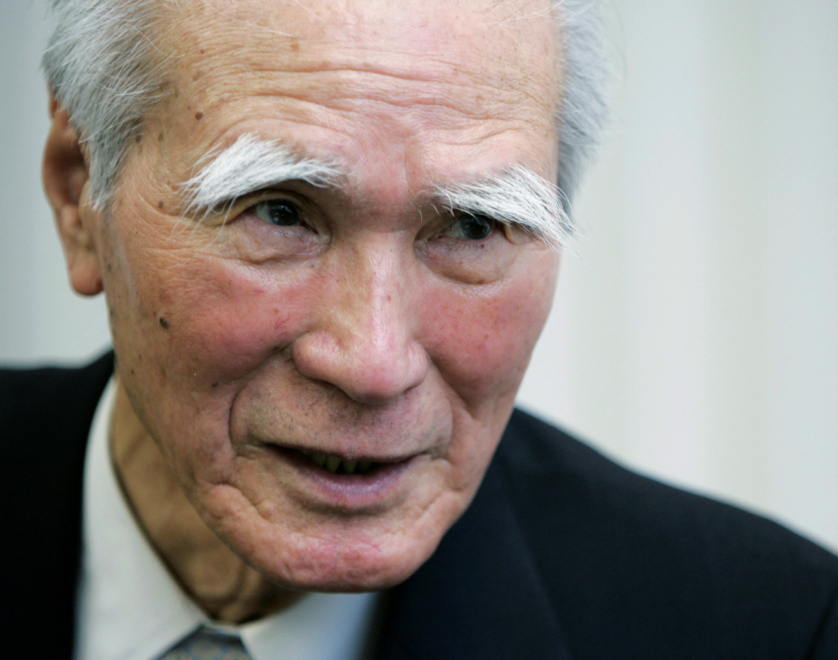 ▲무라야마 도미이치 전 일본 총리가 2007년 3월 19일 일본 도쿄에서 인터뷰를 하고 있다. 도쿄/로이터연합뉴스