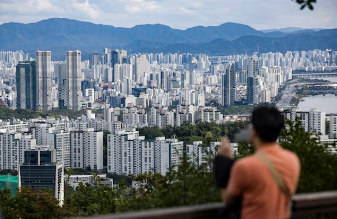 ▲서울 남산에서 바라본 성동구와 광진구 일대 아파트 단지 모습. (뉴시스)