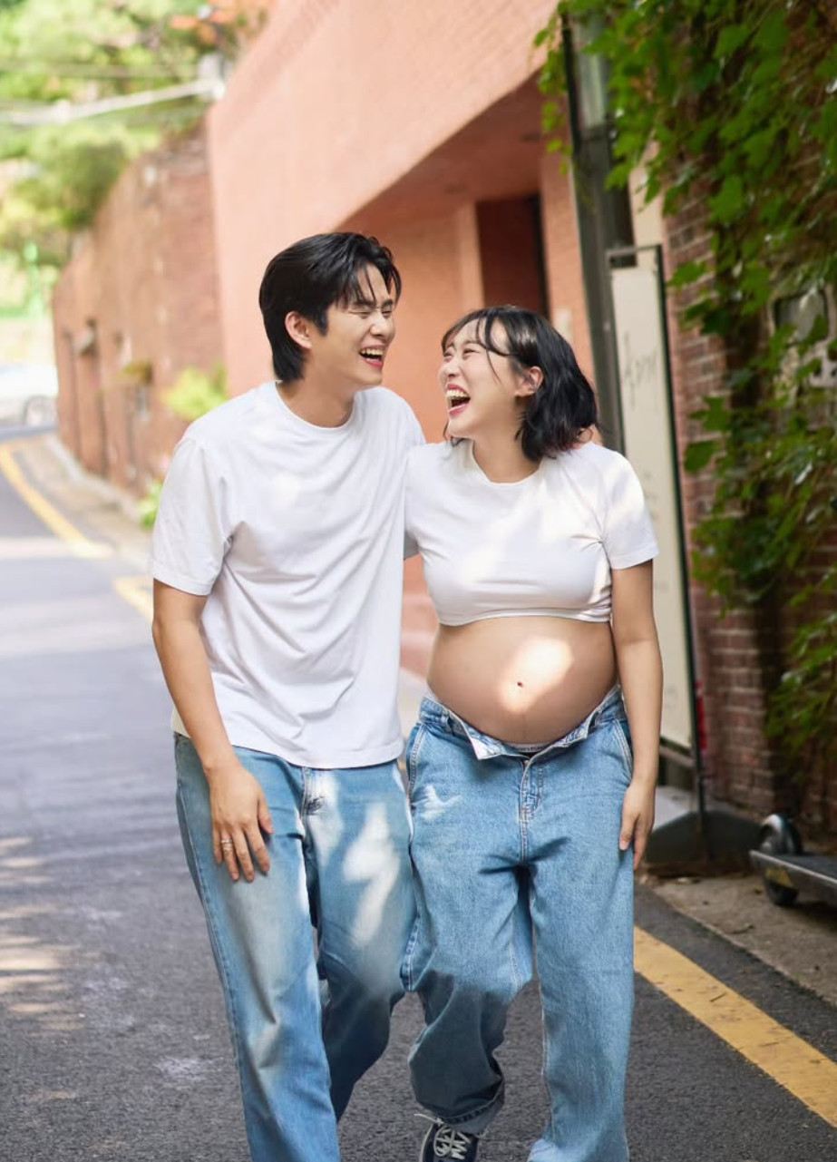 ▲손민수-임라라 부부. (출처=손민수SNS)