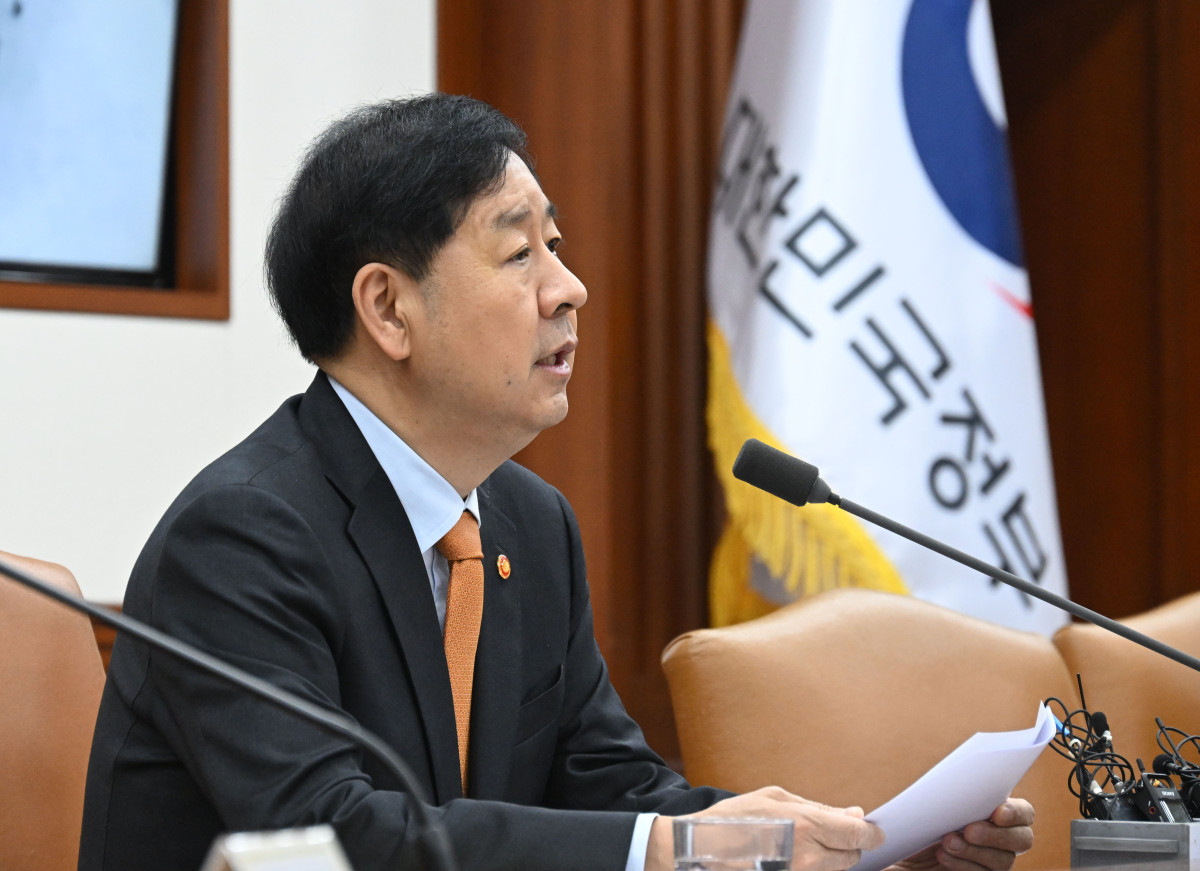 ▲구윤철 부총리 겸 기획재정부 장관이 10월 20일 서울 종로구 정부서울청사에서 열린 성장전략 TF 겸 경제관계장관회의를 주재, 모두발언을 하고 있다. (기획재정부)
