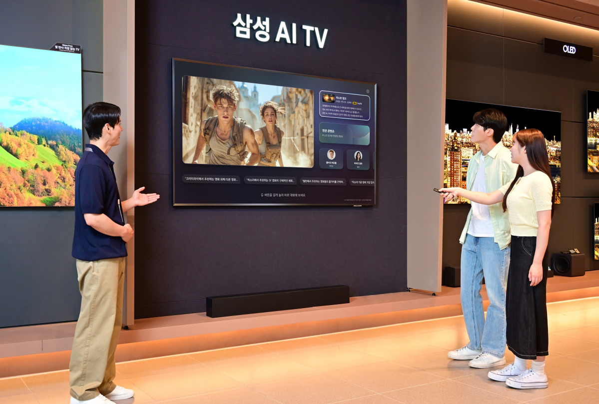 ▲삼성 AI TV에 물어보세요, '클릭 투 서치' 체험 이벤트 (사진제공-삼성전자)