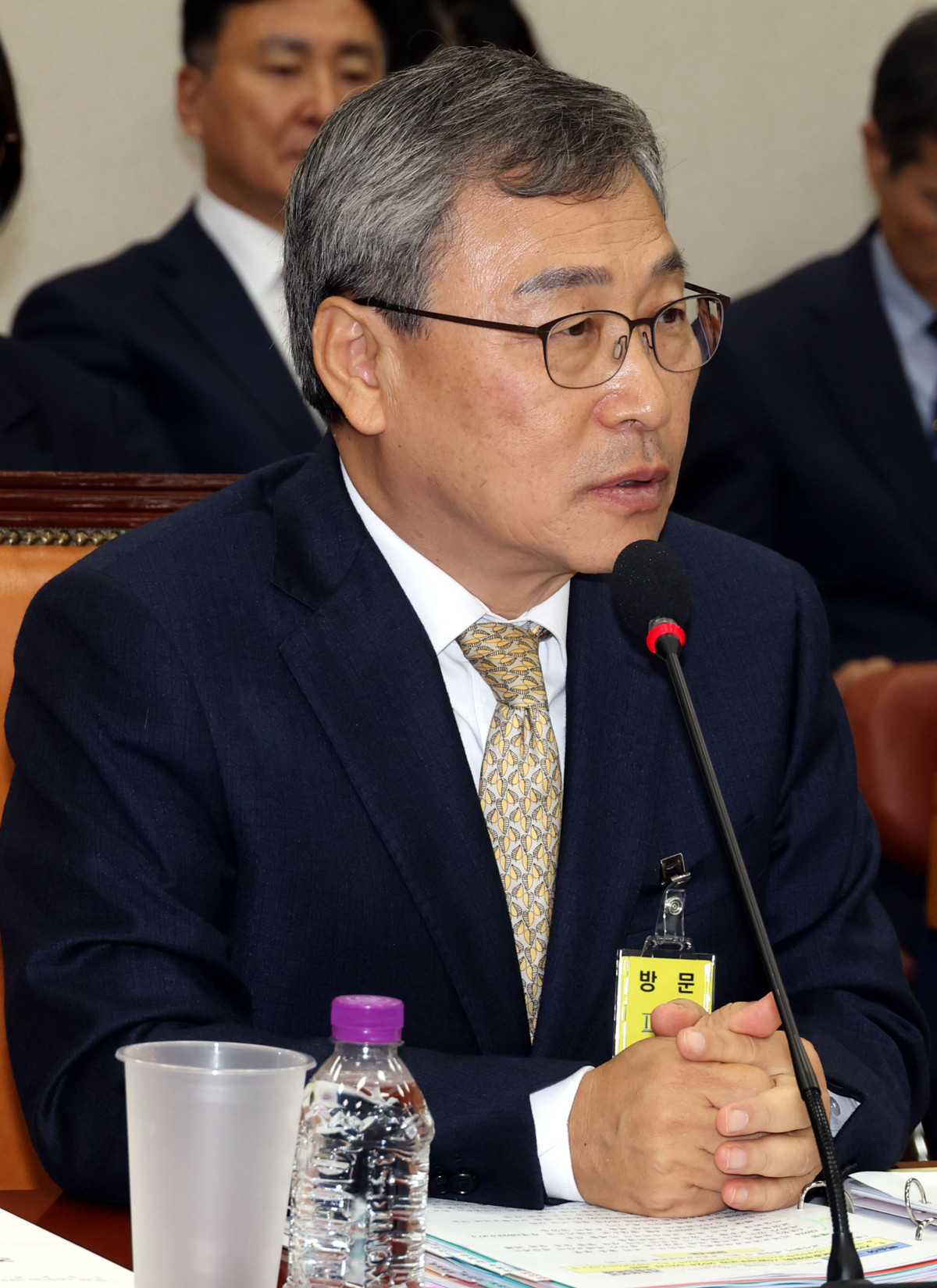 ▲정근식 서울시교육감이 지난해 10월 22일 오전 서울 여의도 국회 교육위원회에서 열린 서울시교육청, 경기도교육청 등에 대한 국정감사에서 의원들의 질의에 답변하고 있다.  (뉴시스)