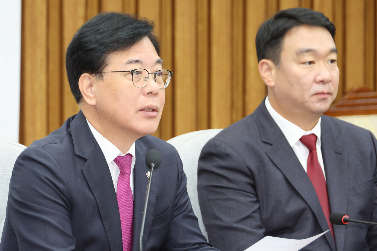 ▲국민의힘 송언석 원내대표가 21일 서울 여의도 국회에서 열린 국정감사 대책회의에서 발언하고 있다. 2025.10.21 (연합뉴스)