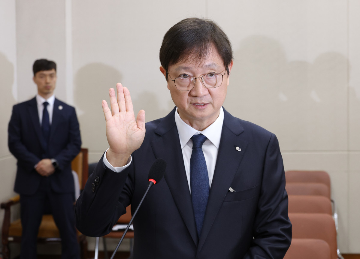 ▲증인 선서하는 이찬진 금융감독원장. (연합뉴스)