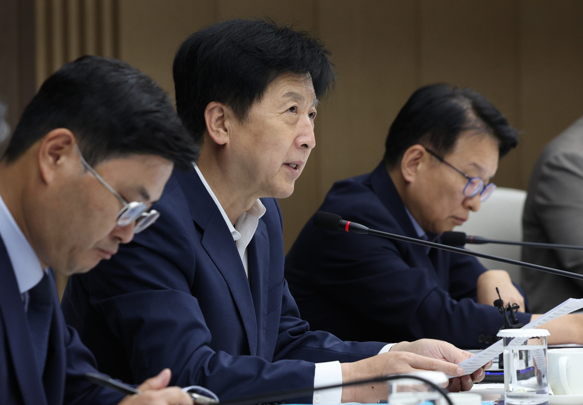 ▲더불어민주당 코스피5000 특위 위원장인 오기형 의원이 지난달 9일 서울 중구 대한상공회의소에서 열린 더불어민주당 코스피5000 특위·경제형벌민사책임합리화TF-경제8단체 간담회에서 발언하고 있다. (사진=뉴시스)