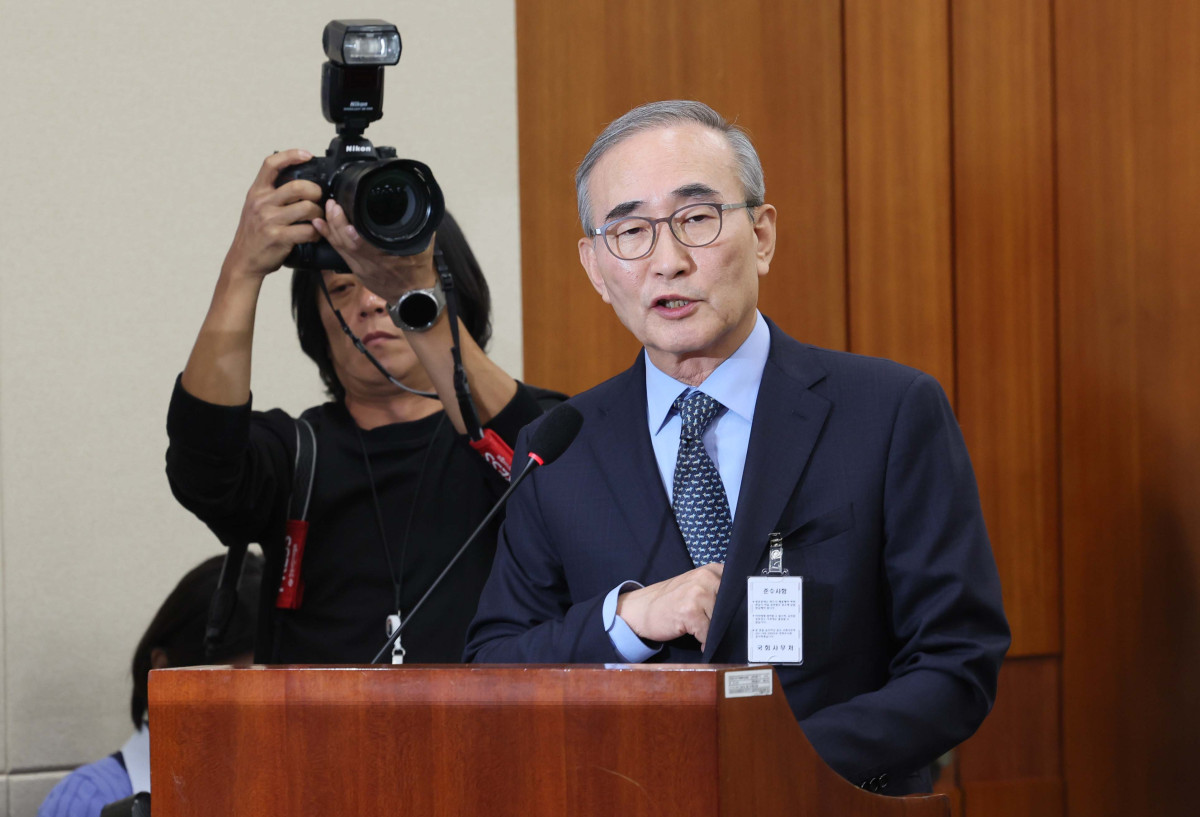 ▲김영섭 KT 대표가 21일 서울 여의도 국회 과학기술정보방송통신위원에서 열린 정보통신산업진흥원 등에 대한 국정감사에 출석해 의원 질의에 답하고 있다. 신태현 기자 holjjak@