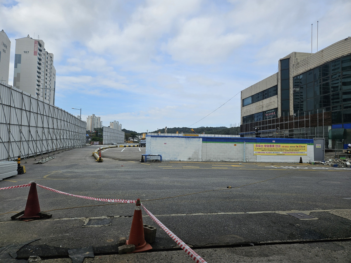 ▲영업을 멈추고 철거를 기다리는 양천구 신정동 도시첨단물류단지 일대. (천상우 1000tkddn@)