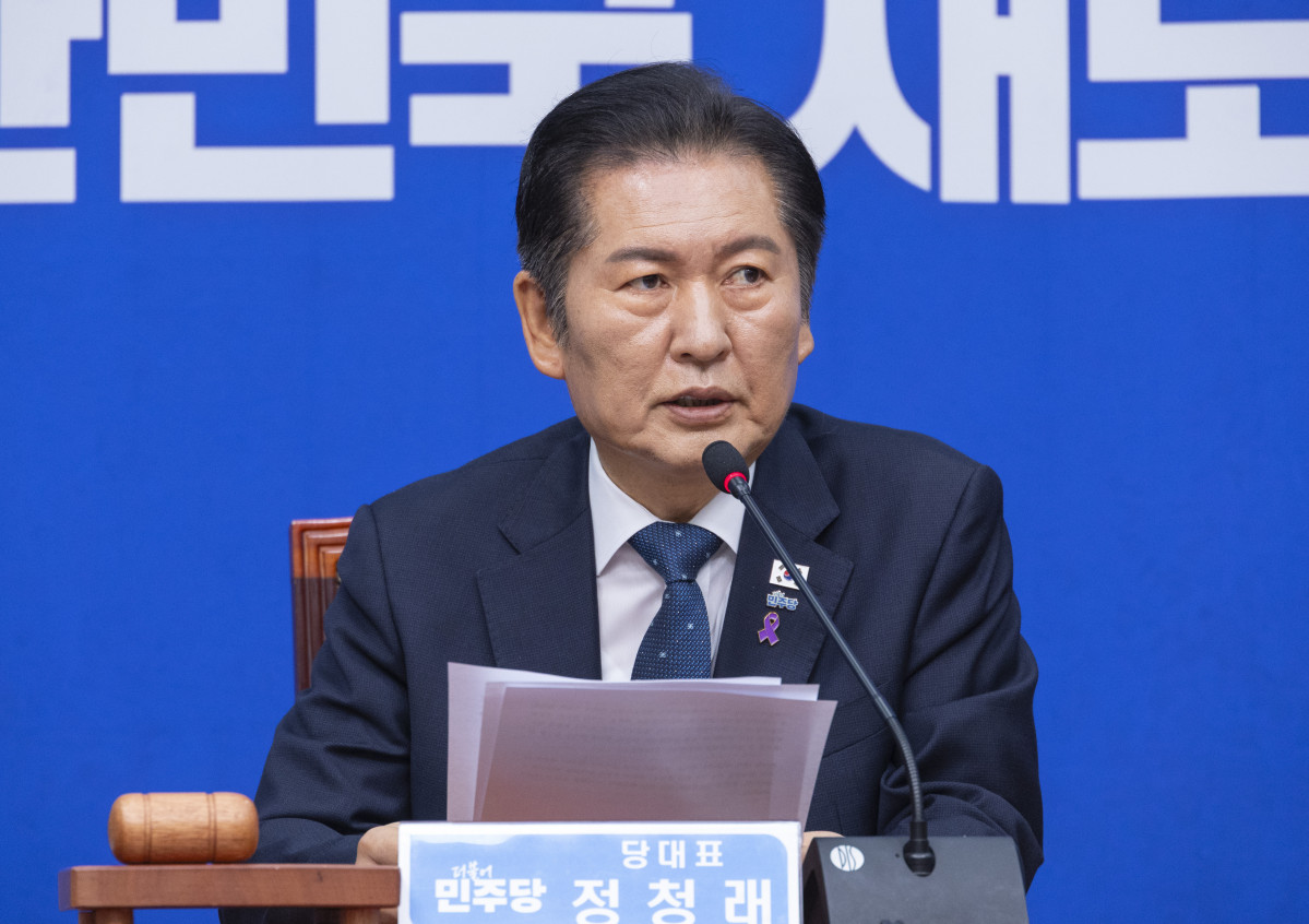 ▲정청래 더불어민주당 대표가 22일 국회에서 열린 최고위원회의에서 민주당이 발표한 사법개혁안의 반응에 대해 발언하고 있다. (연합뉴스)