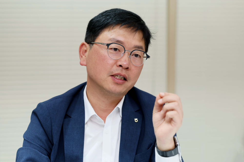 “시장이 필요할 때 ‘안정적 장기성장’ 상품 출시…AI 투자도 S&P500처럼” [ETF 230조 시대 리더를 만나다⑧]