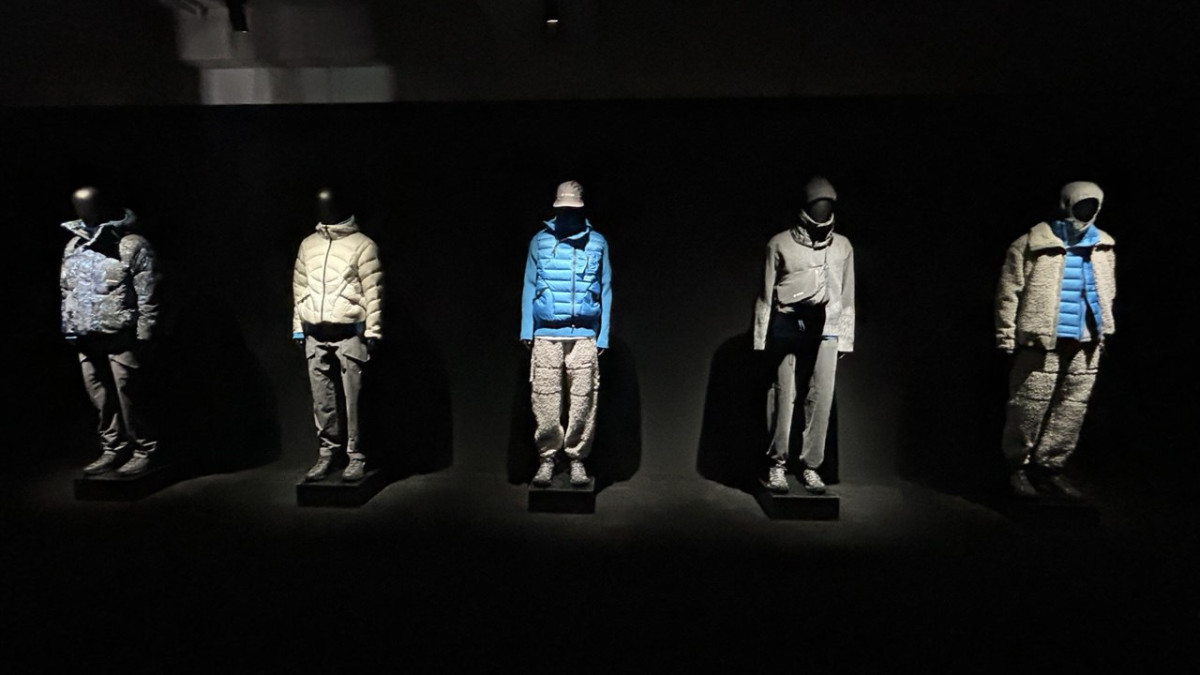 ▲코오롱인더스트리FnC부문이 서울 용산구 한남동에서 팝업스토어를 열고 헬리녹스 웨어 상품군을 선보였다. (사진=연희진 기자)