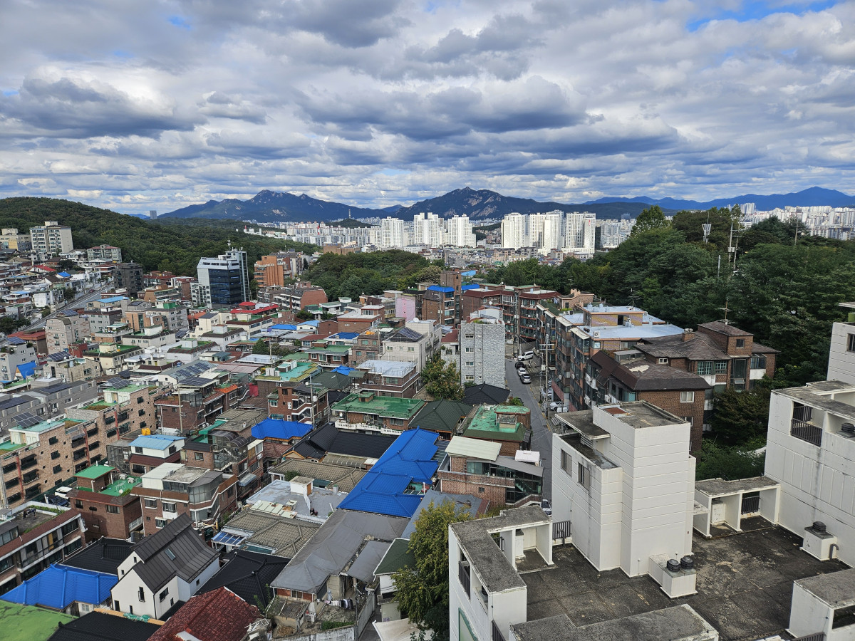 ▲도심 공공주택복합사업을 추진 중인 장위12구역을 내려다본 모습. (김지영 기자 kjy42)