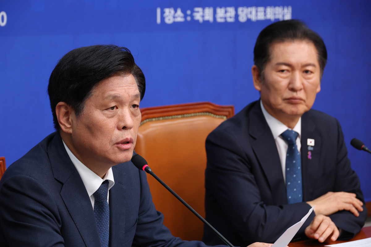 ▲22일 서울 여의도 국회에서 열린 더불어민주당 지방선거기획단 3차 회의에서 조승래 단장이 발언하고 있다. (사진=연합뉴스)