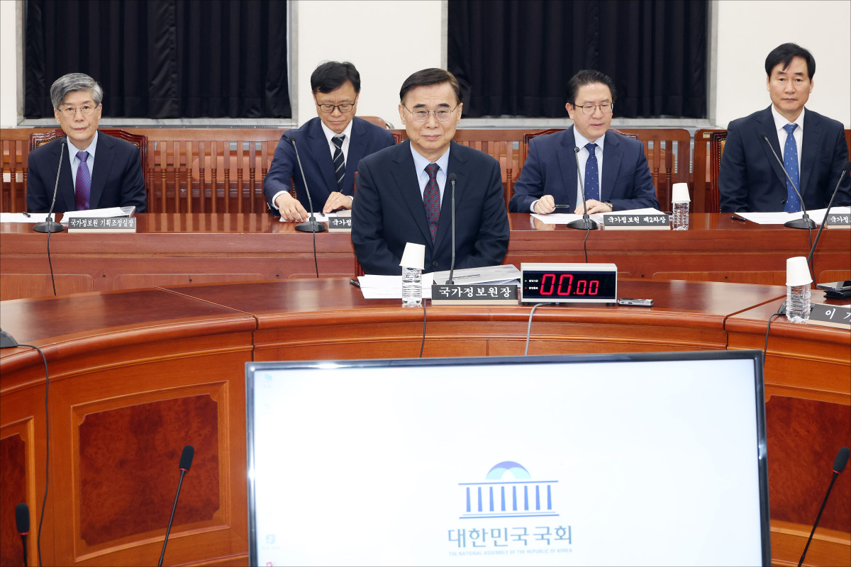 ▲이종석 국가정보원장이 22일 서울 여의도 국회에서 열린 정보위원회 전체회의에 출석해 있다. (연합뉴스)