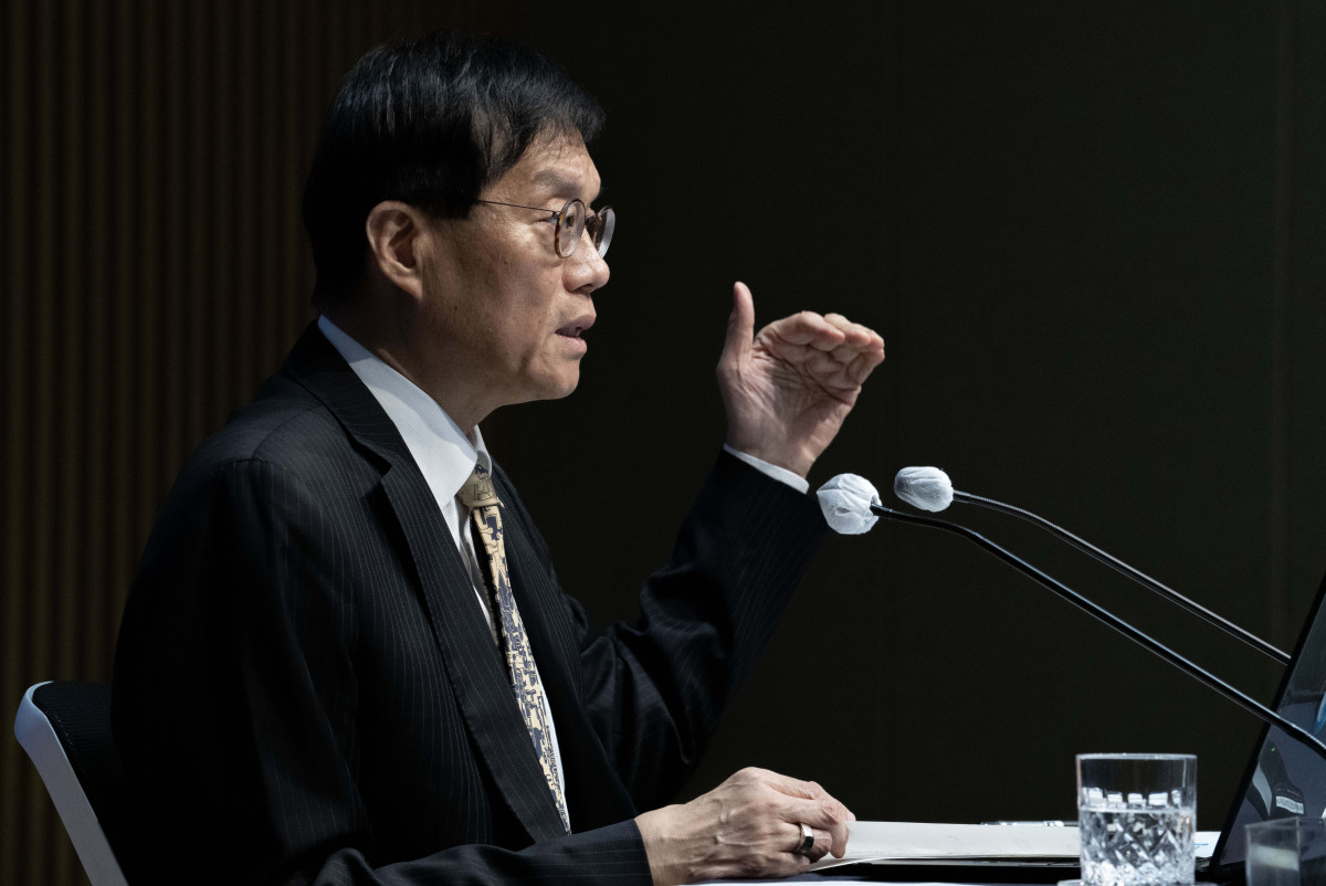 ▲이창용 한국은행 총재가 23일 서울 중구 한국은행에서 금융통화위원회 기준금리 결정에 관한 기자간담회를 갖고 있다. 사진공동취재단