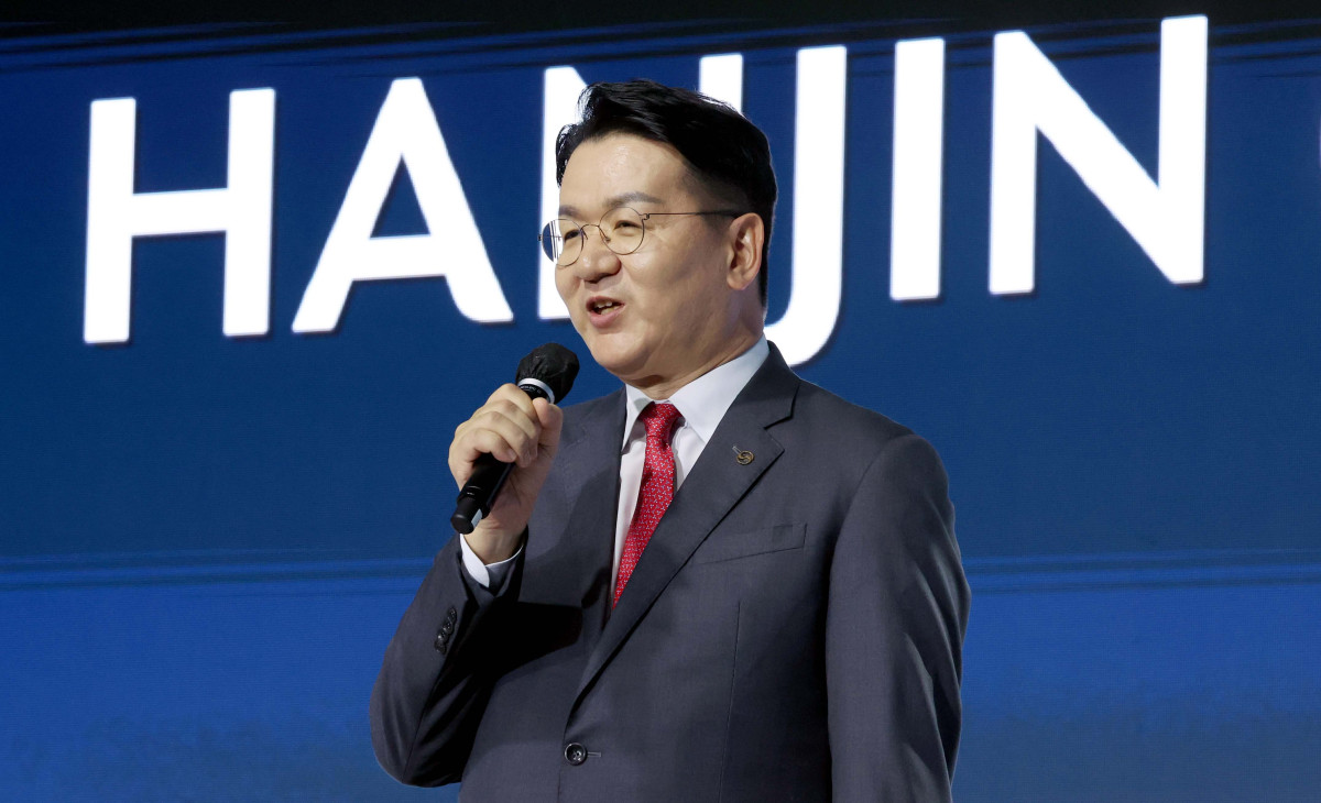 ▲조원태 한진그룹 회장이 23일 서울 용산구 그랜드하얏트호텔에서 열린 '한진그룹 80주년 기념행사'에서 발언하고 있다. 신태현 기자 holjjak@